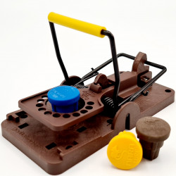 Appât Nara® placé sur une tapette à souris plastique