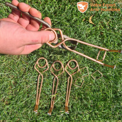 Lot de 4 pièges à taupe putange avec clé et tendeurs.