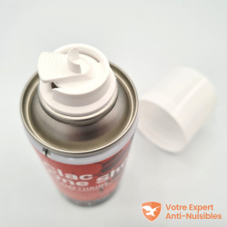 Zoom sur la buse de l'aérosol one-shot "Clac" de chez AEDES